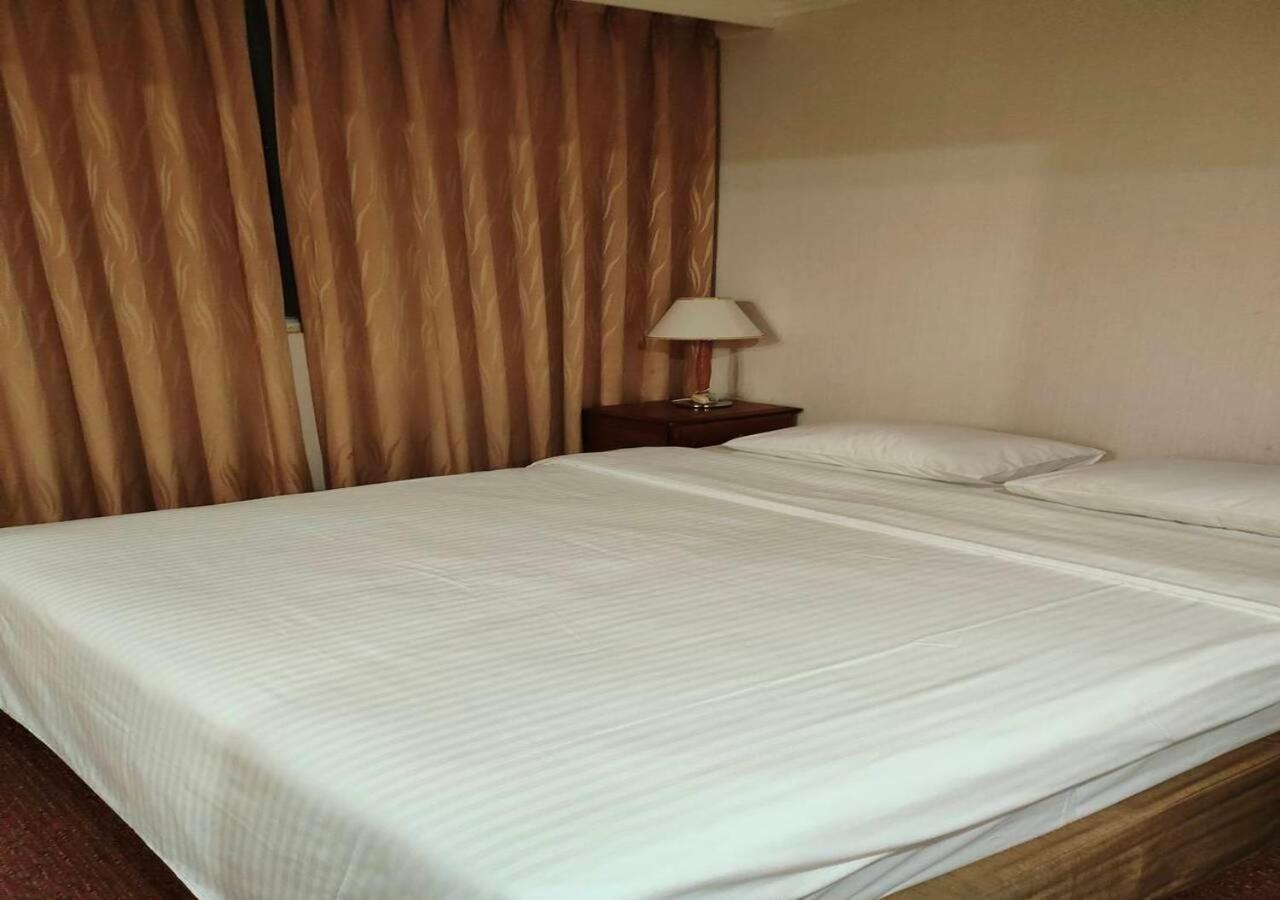 Champion Hotel Тайбэй Экстерьер фото