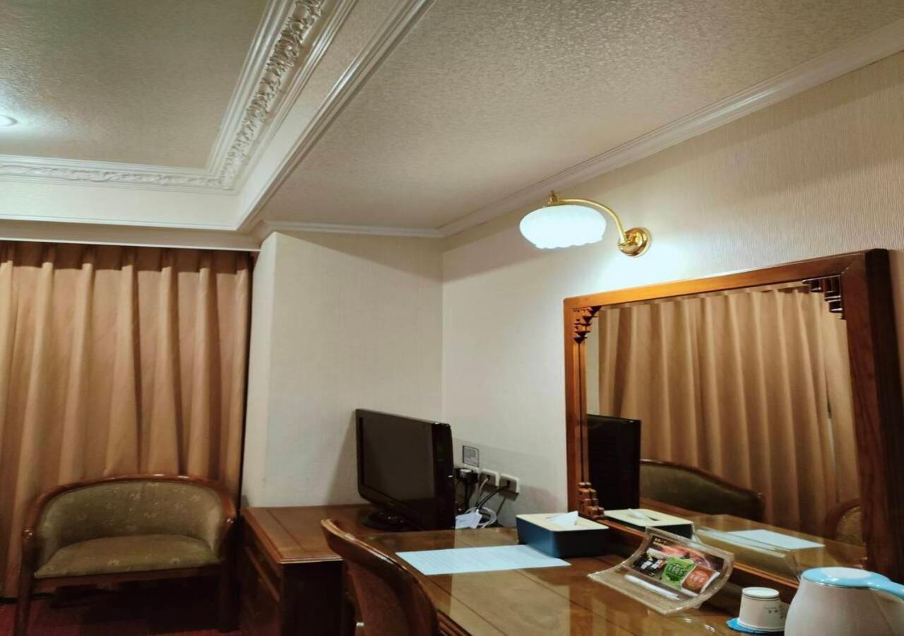 Champion Hotel Тайбэй Экстерьер фото